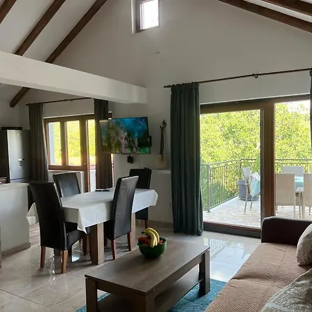 Vikendica Oliver Tatil Evi